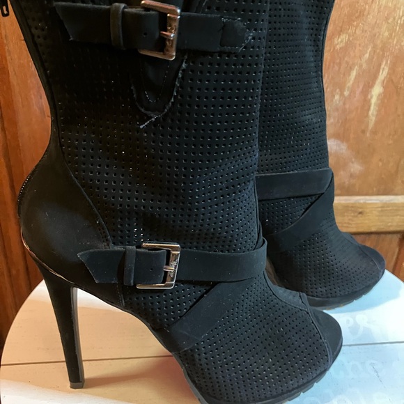 Juicy Couture size 9.5 Unique Summer 11” tall mesh toeless boots - Picture 13 of 16